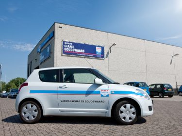 Leenauto (Suzuki Swift) bij Garage Goudswaard in 's Heerenbergh